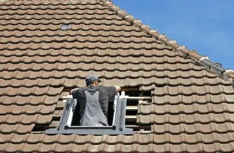 Pose de velux - Larnas